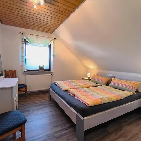 Apartment Lorenz Große Mit Sonnigem Balkon In Ruhiger Lage