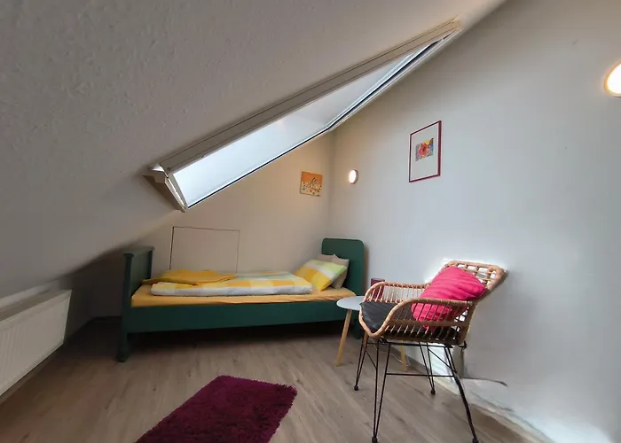 Lorenz Grosse Mit Sonnigem Balkon In Ruhiger Lage Appartamento