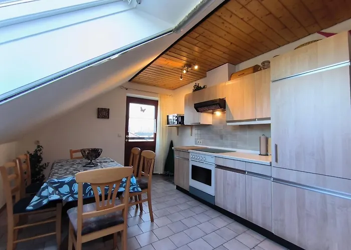 Appartamento Lorenz Grosse Mit Sonnigem Balkon In Ruhiger Lage