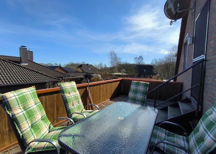 Lorenz Grosse Mit Sonnigem Balkon In Ruhiger Lage Appartamento *