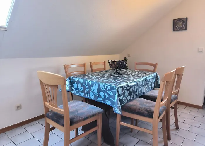 Appartamento Lorenz Grosse Mit Sonnigem Balkon In Ruhiger Lage *